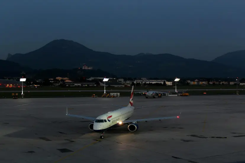 Salzburg Airport Transfer: Taxi vs Shuttle vs Private Car