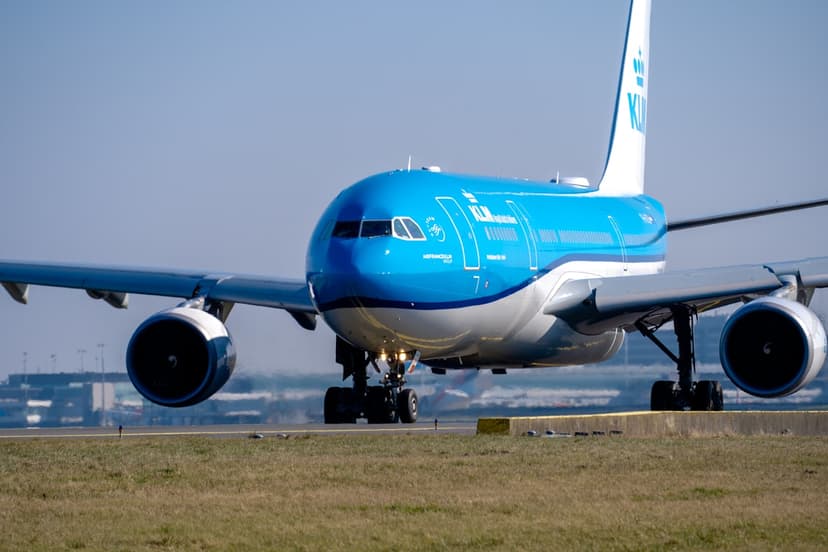 Amsterdam Schiphol Airport Transfers - Private Taxi Service