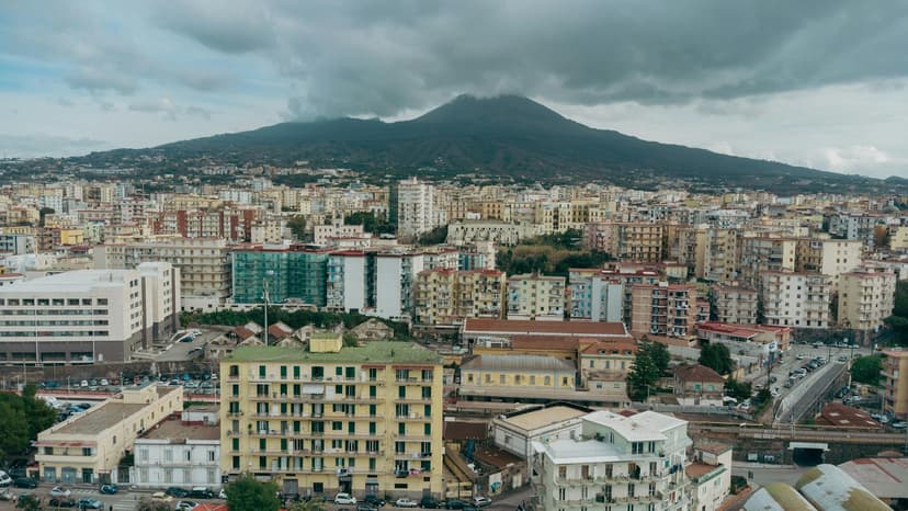 Best Time to Visit Naples, Italy