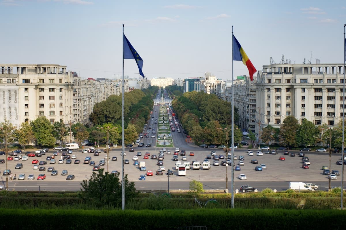 Bucharest Airport Transfer - Private & Shared Shuttles from Henri Coandă (OTP) to the City Center