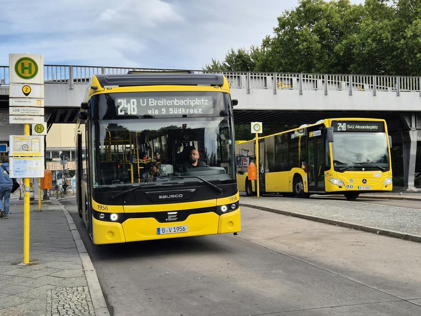 Cheap Bus Tickets from Düsseldorf Airport to Cologne – Book