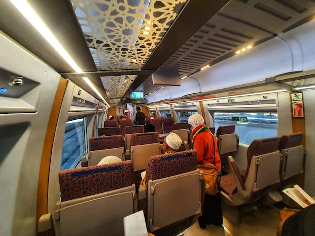 Emirates Elevates First Class Experience with Dom Pérignon