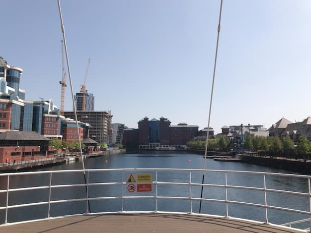 Ferry from Liverpool to Belfast - Timetable, Prices and...