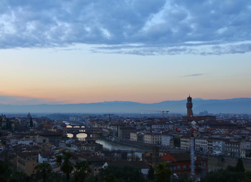 Florence Peretola Airport - Travel Guide, Flights & Getting