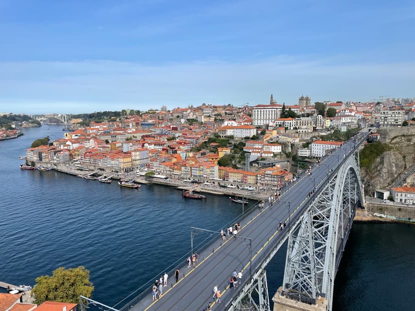 From Porto Airport to Porto - Metro, Taxi, and Bus Options
