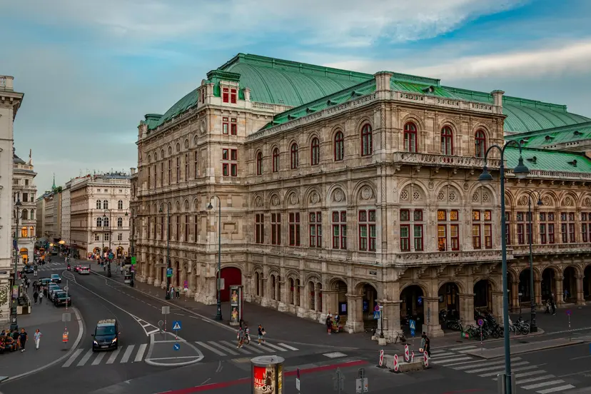 Vienna Group Transfers: Průvodce pronájmem minibusů a autokarů