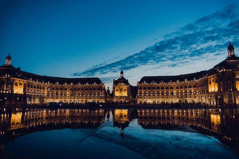 How to Get from Bordeaux Airport to Bordeaux City Center