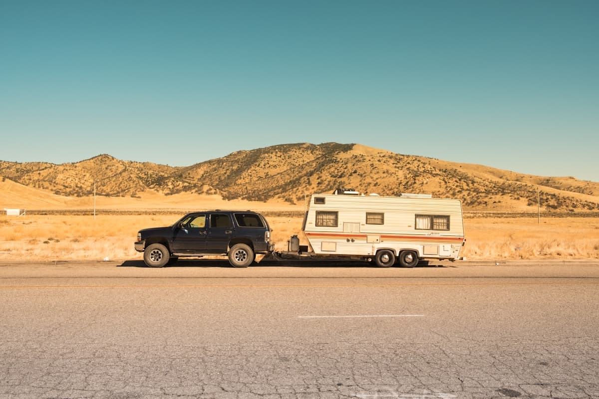 How to Pick a Work Trailer That Saves Money, Time, and Stress