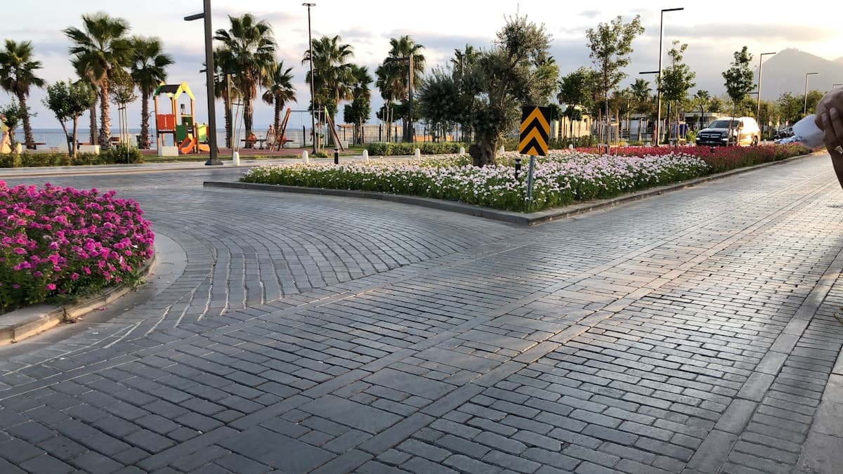 Konyaalti-stranden i Antalya – en av de beste bystrendene