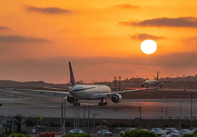 Ônibus de Longa Distância para LAX - Seu Guia para Chegar ao Aeroporto Internacional de Los Angeles de Ônibus