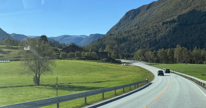 Long-Distance Transfers in Europe: What a 150–600 km Private Car Really Costs
