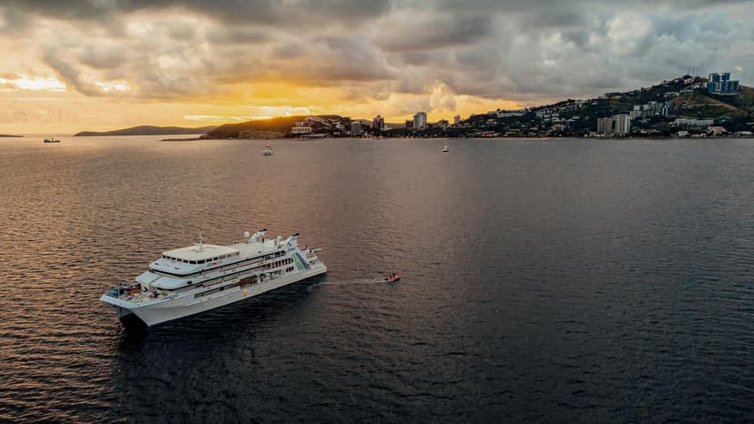 Oceania Cruises’ Riviera Sets Sail for Australia, New