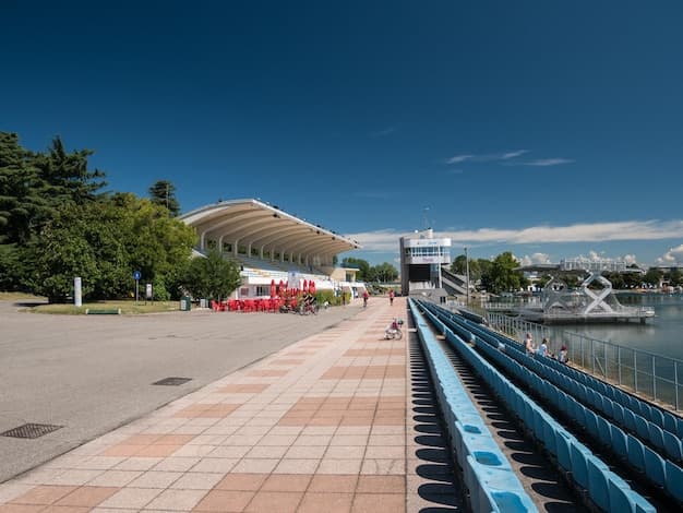 Vodič kroz aerodrom Zadar - terminali, parking, saloni i