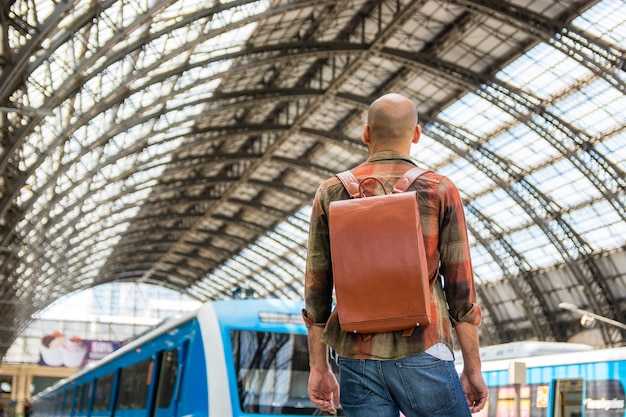 Real-Time Transit Apps and Local Tips