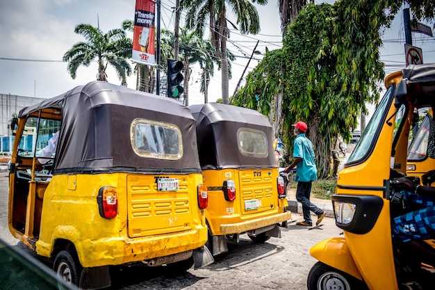 Bali Taxis – Safe, Affordable Airport Transfers and Local Rides