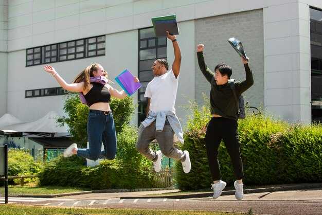 Student Voices and Activities That Complement Welcome Week Highlights