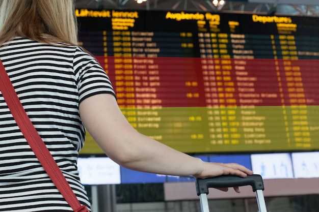 Brisbane Airport BNE to Gold Coast Bus Guide – Timetables, Fares, and Travel Tips