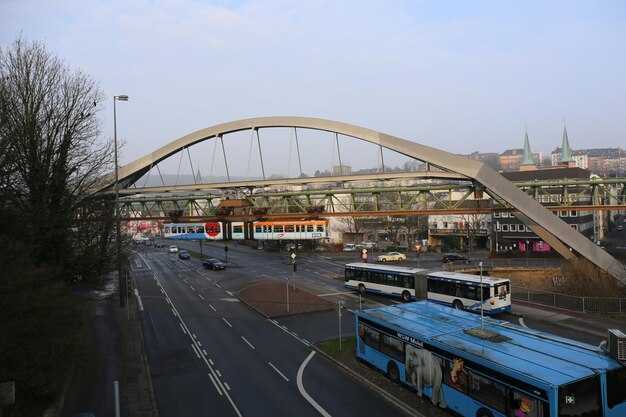 Bus from Heathrow to Gatwick – Travel Between London Airports