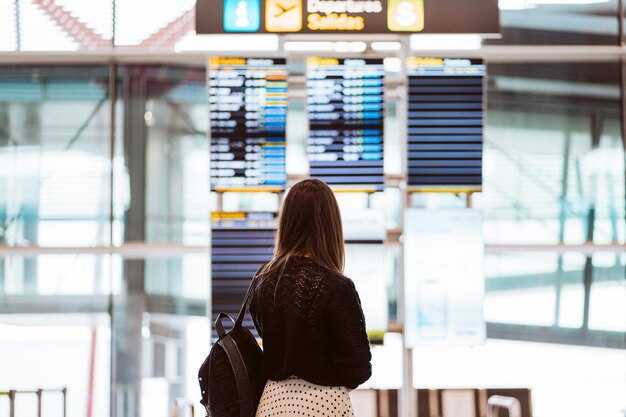 CRL Arrivals – Brussels South Charleroi Airport Live Flight Status