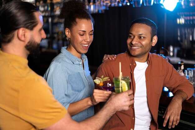 Drinking Nightlife – Best Bars, Cocktails, and Safe Socializing