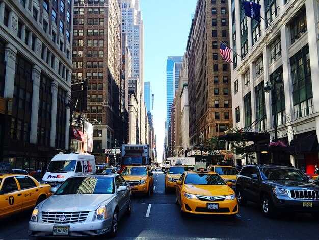 Everything You Need to Know About NYC Taxis – Fares, Rides, and Tips