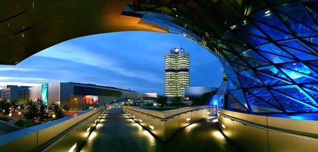 From Heydar Aliyev Airport to Baku City Center – A Practical Guide