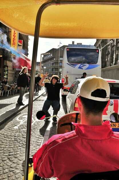 Getting from Hamburg Airport to the city center: fastest options