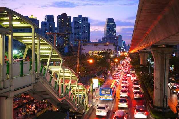 Rideshare vs Taxi vs Rental Car: Practical Cost, Time, and Convenience