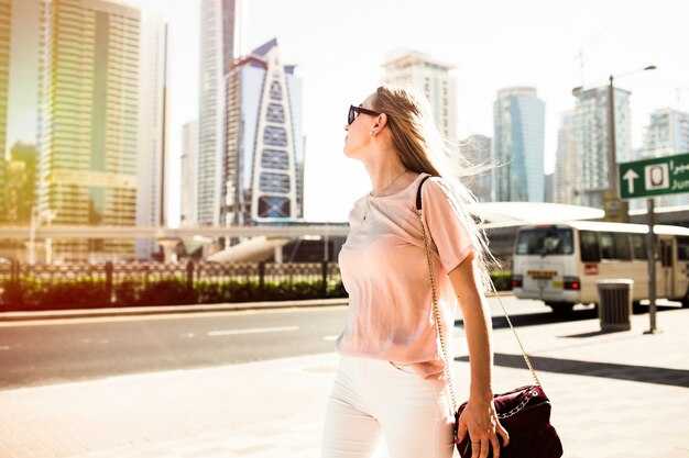 Getting from Dubai Airport to Downtown Dubai – A Quick Guide to Transfers