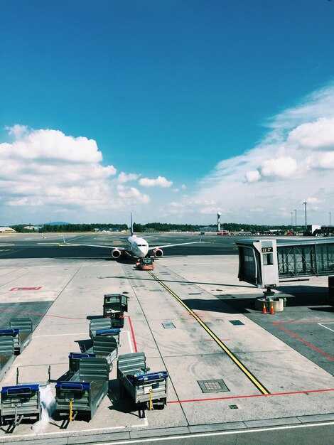 Ground Transportation for Philadelphia International Airport (PHL)