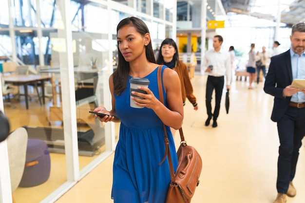 Ticketing for Linha 2018: Fares, Passes, and How to Pay