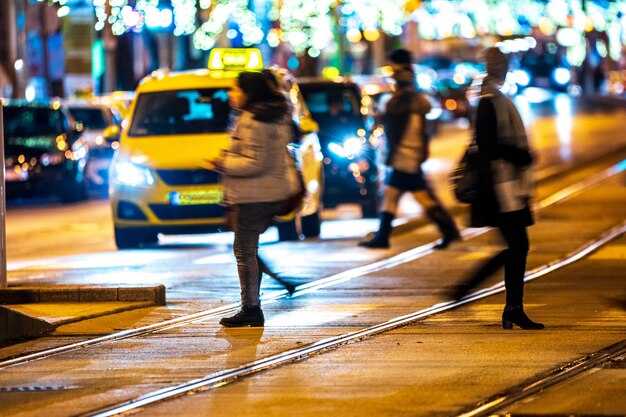 How to Move Around Thessaloniki – Public Transport, Taxis, and Walking Tips