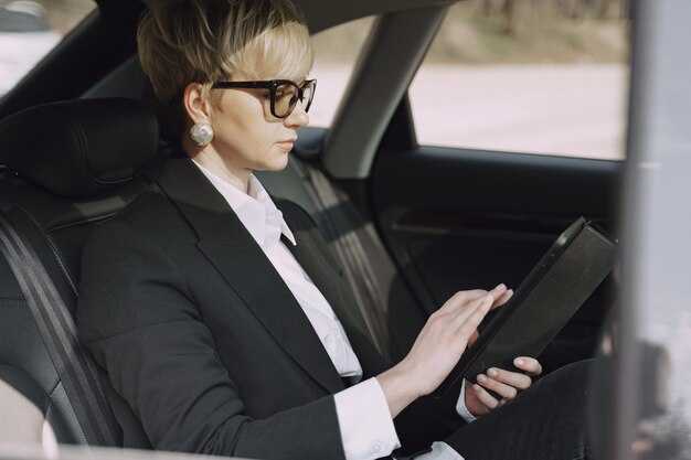 How to Request or Cancel a Chauffeur-Hailing Ride – A Step-by-Step Guide