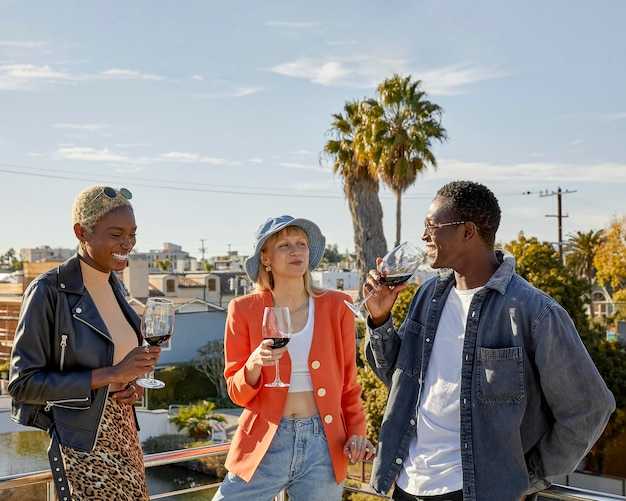 Hudson River Waterfront: Parks, Promenades, and Photo Opportunities