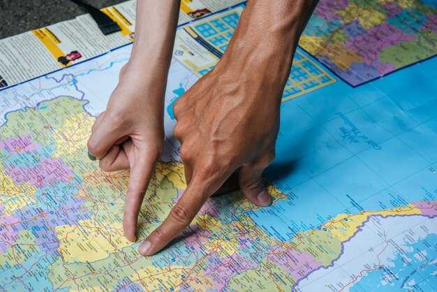 Joni Ernst Not Running for 2026 Senate Upends Midterms and Could Redraw Democrats’ Senate Map