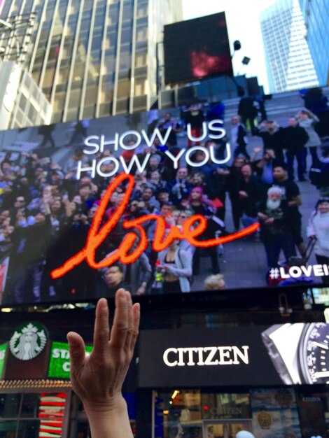 I funzionari del turismo di Las Vegas lanciano una campagna pubblicitaria per riportare i visitatori – Video I funzionari del turismo di Las Vegas lanciano una campagna pubblicitaria per riportare i visitatori – Video