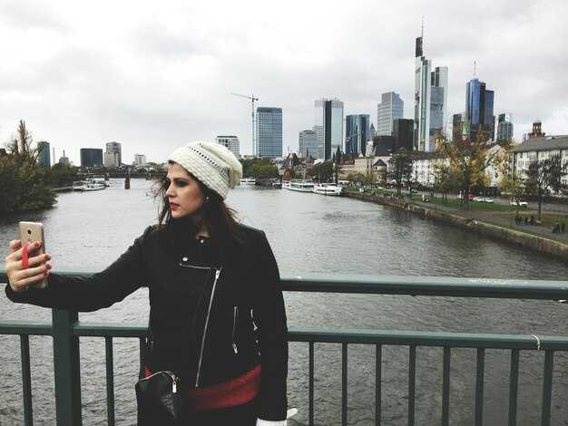 Mornington Peninsula Wineries and Cellar Doors: Booking Tips and Tasting Etiquette