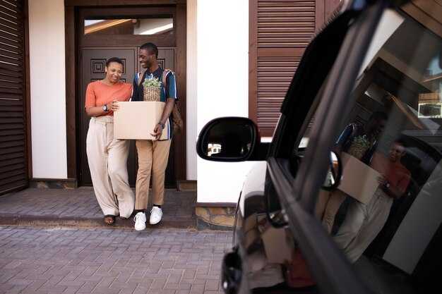 Fleet Breakdown: 9- to 15-Passenger Minibuses and Vans and Their Specs