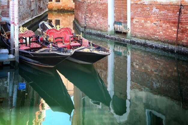 Two-Day Private Itinerary for Porto: canal views, historic center, and Dom Luís I Bridge