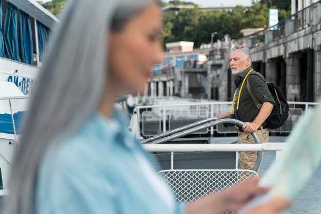 Terminal Layout and Arrival Procedures at Menorca Airport