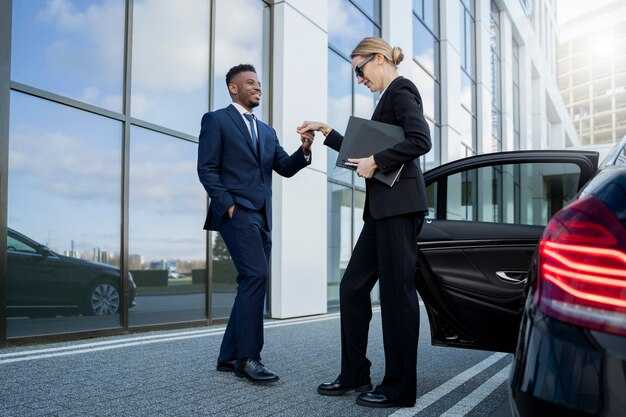 Private Airport Transfers from KLIA to Petaling Jaya – Fast, Safe & Door-to-Door Service