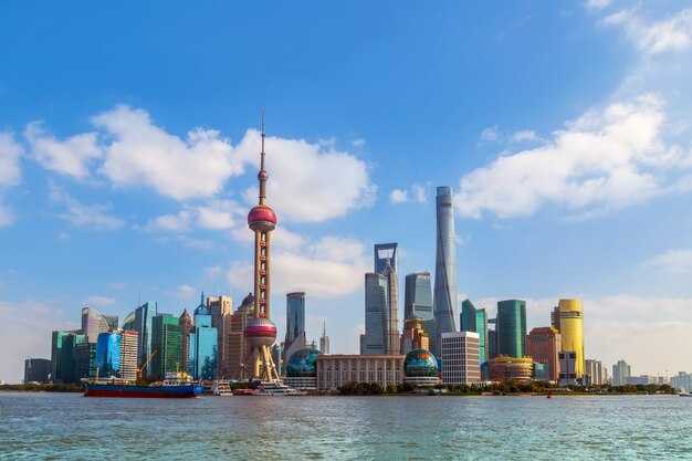 Shanghai Pudong – A Guide to China’s Dynamic Finance Hub and Iconic Skyline