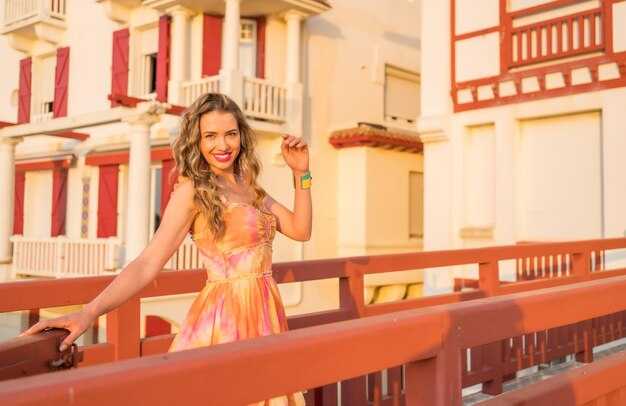 Granada: Alhambra Tickets, Timings, and Sunset Views
