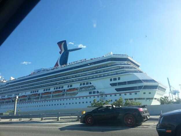 The Schiphol Taxi for Cruise Ships – Reliable Airport Transfers to Your Cruise Port