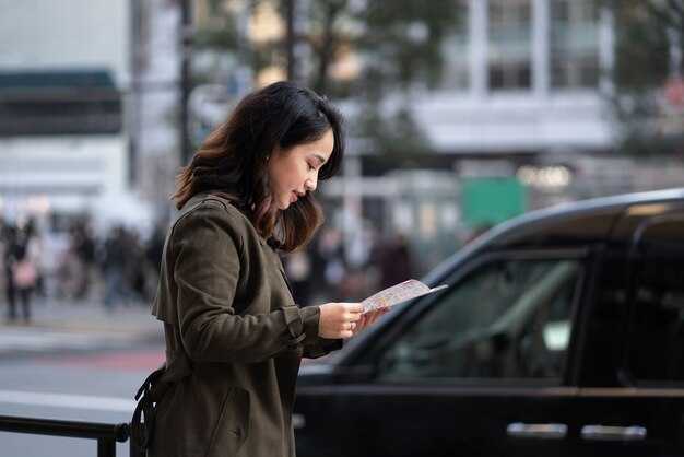 When to choose Uber vs MSP taxi services: dispatch, availability, luggage, and group sizes
