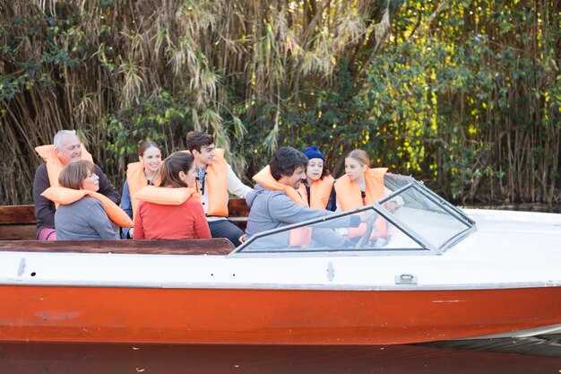 Water Taxi Fort Lauderdale Florida – Affordable Entertainment and Wine Tours