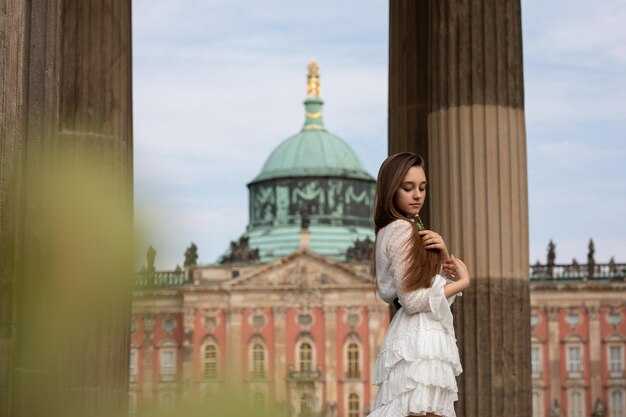 Dining and Nearby Sights