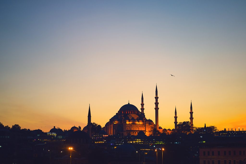 Jak se dostat z istanbulského letiště Sabiha Gokcen do centra města