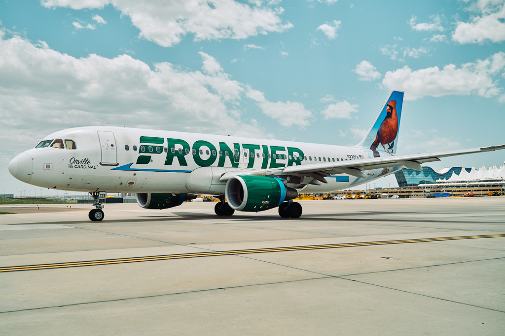 Frontier Airlines Introduces Free Bag Offer to Attract Southwest Customers