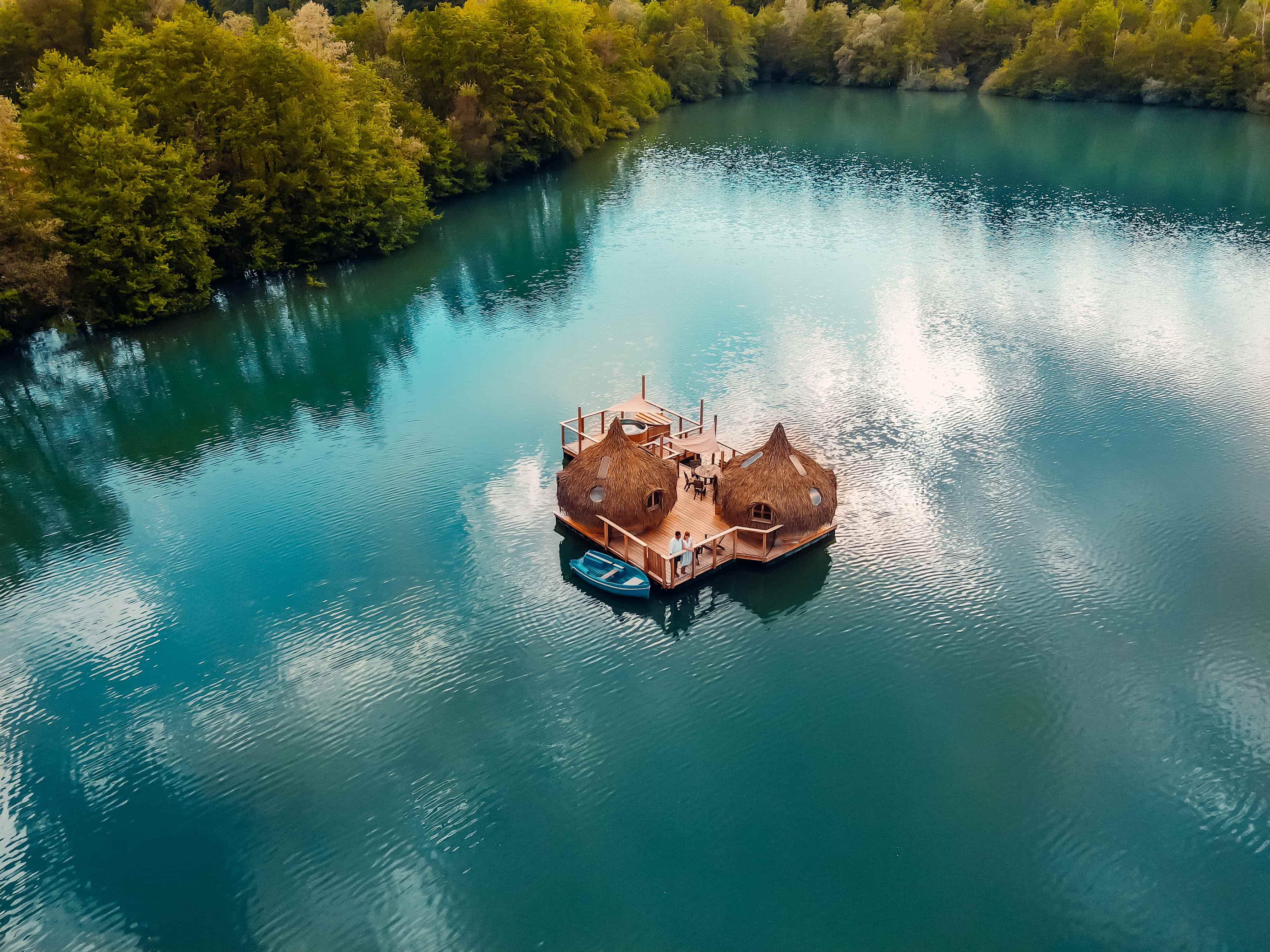 Innovative Eco-Cabins Arrive at Les Grands Lacs Estate in Franche-Comté